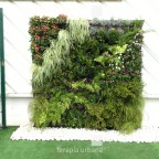 Instalación del jardín vertical DIY green&fun de Terapia urbana 17