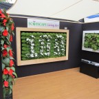 Vista general del stand de slimgreenwall living art, en 100 Chelsea Flower Show